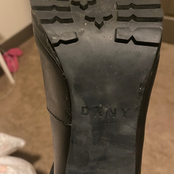 DKNY BOOTS - Picture 7 of 8